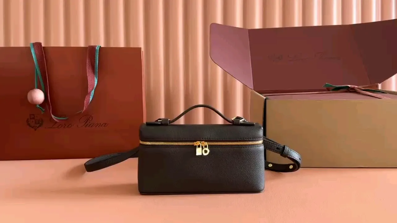 💋💋💋【Original leather configuration counter complete package】 𝐋𝐨𝐫𝐨 𝐏𝐢𝐚𝐧@ Extra pocket L19 series handbag/crossbody bag📦